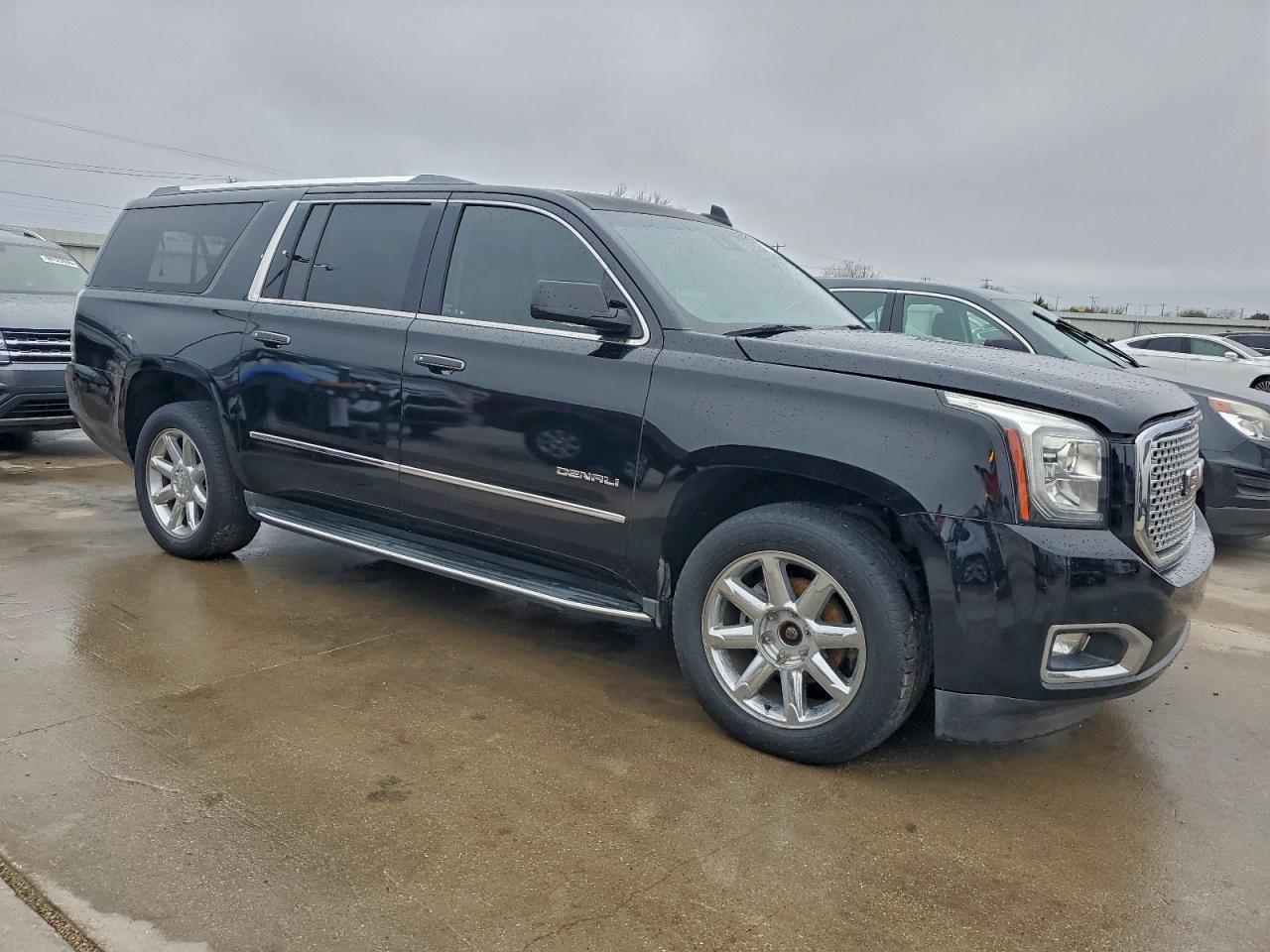 GMC YUKON DENALI