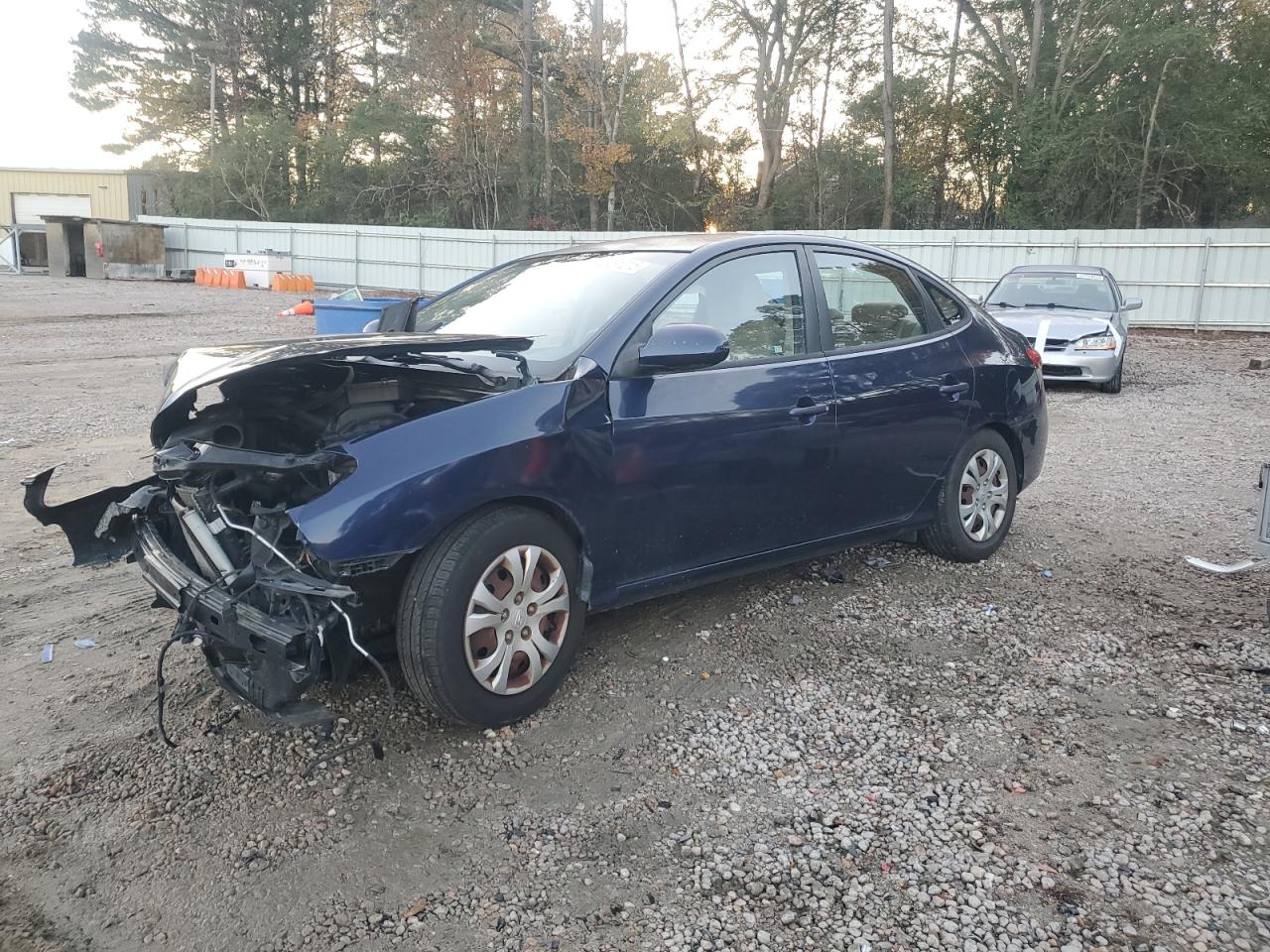 HYUNDAI ELANTRA BLUE