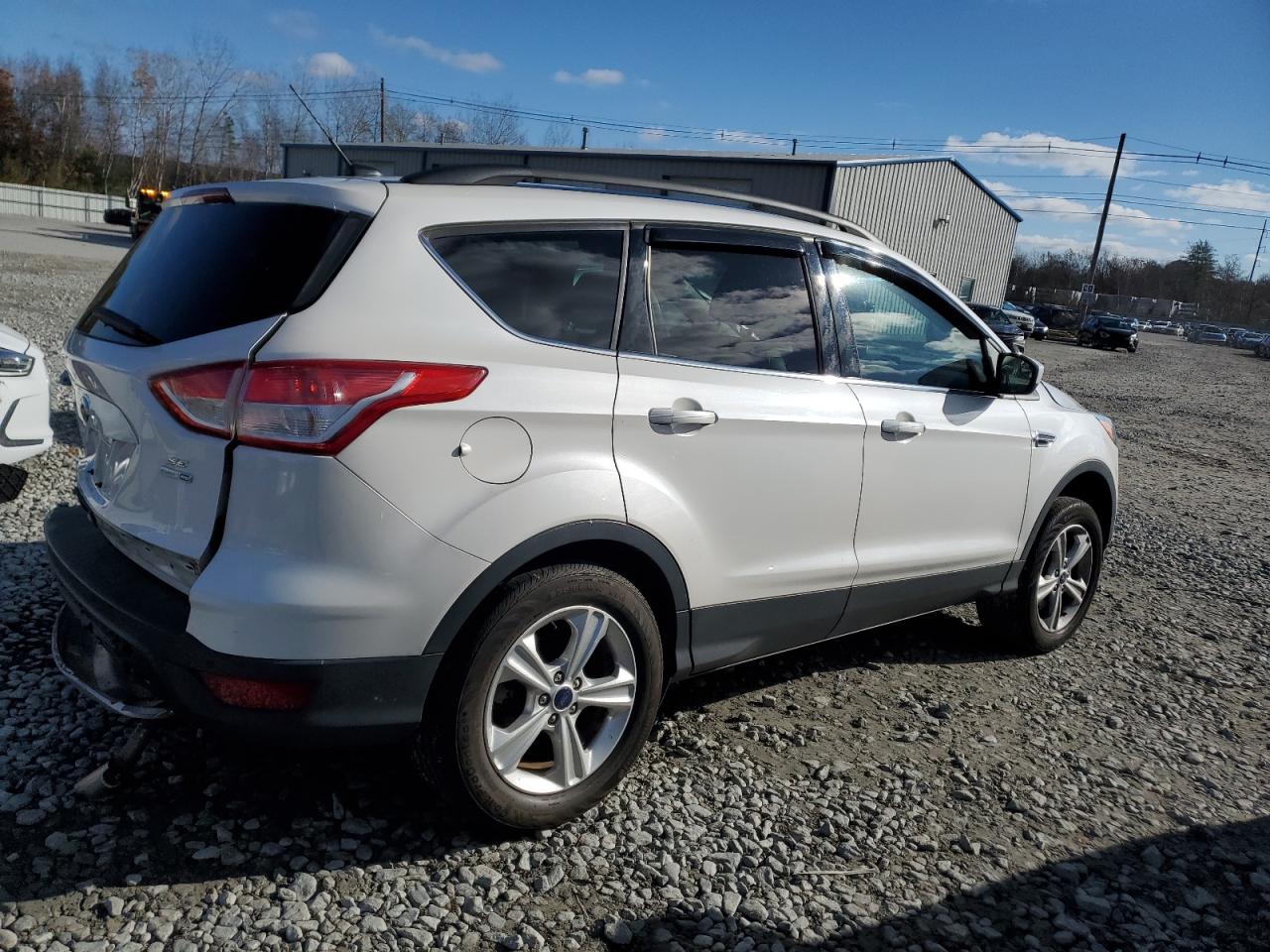 FORD ESCAPE SE