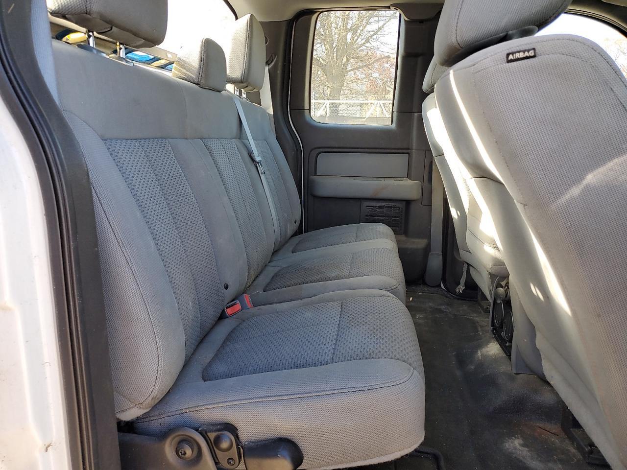 FORD F-150 SUPER CAB