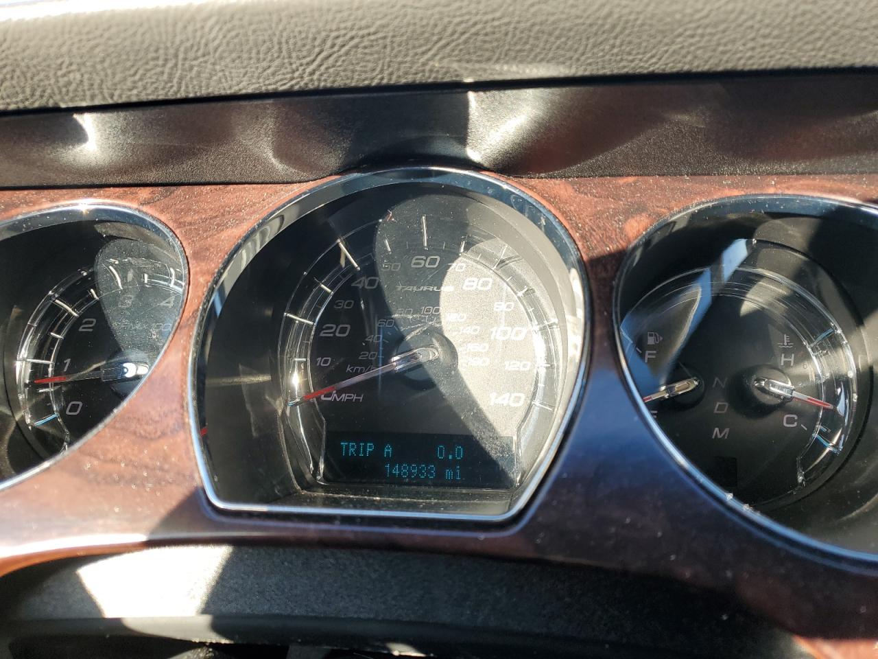 Lot #3301834334 2012 FORD TAURUS LIMITED