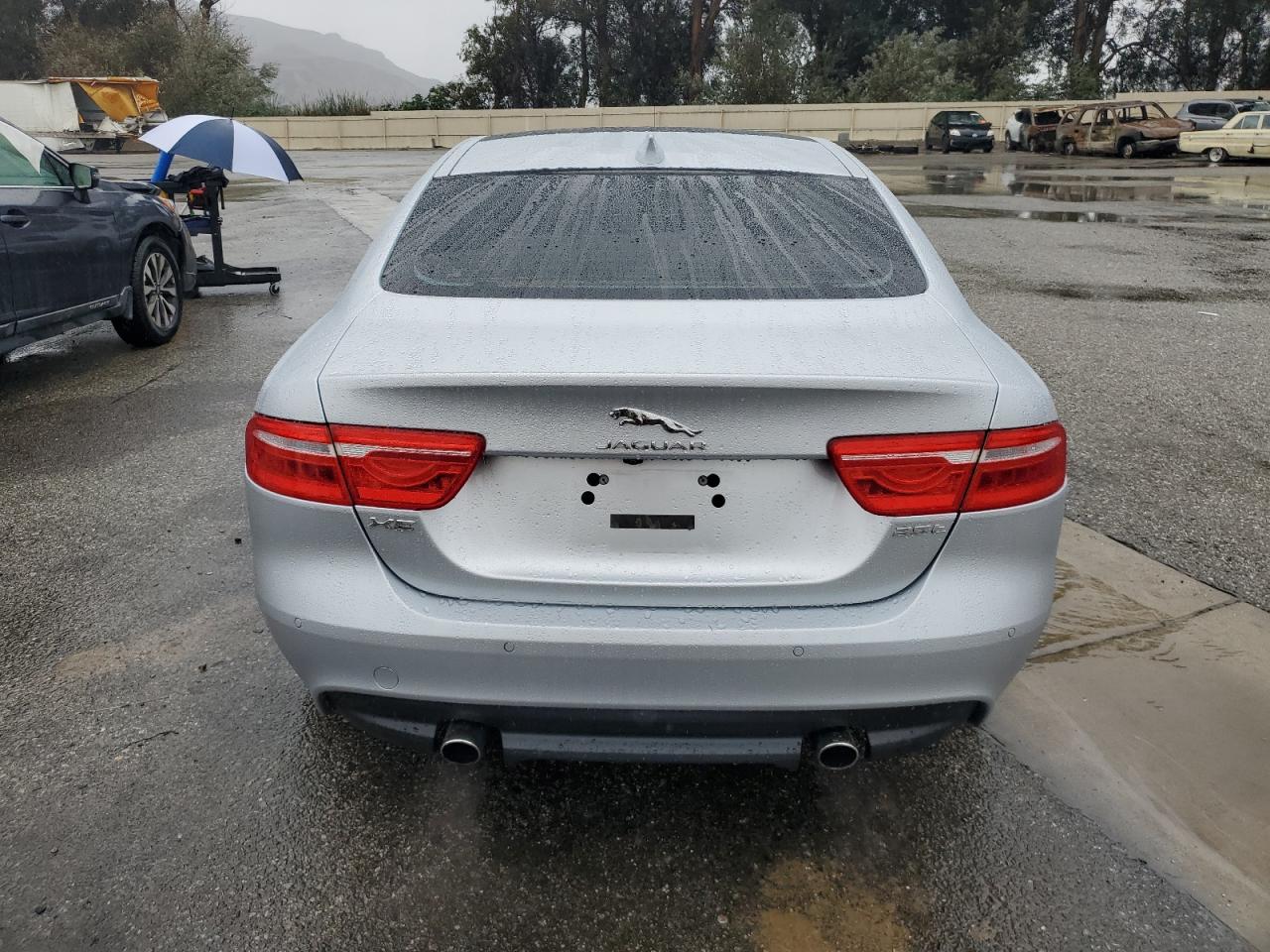 JAGUAR XE PREMIUM