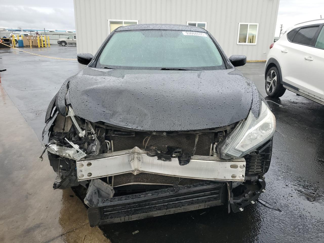 Lot #3301875436 2017 NISSAN ALTIMA 2.5