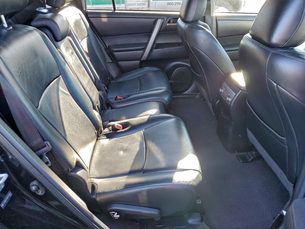 TOYOTA HIGHLANDER BASE