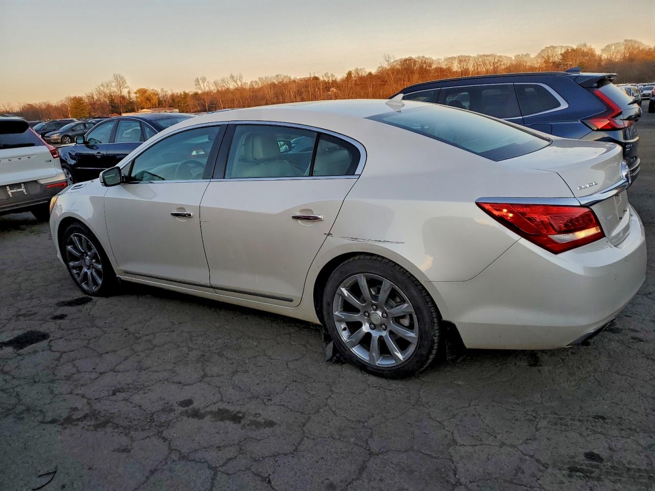 BUICK LACROSSE PREMIUM