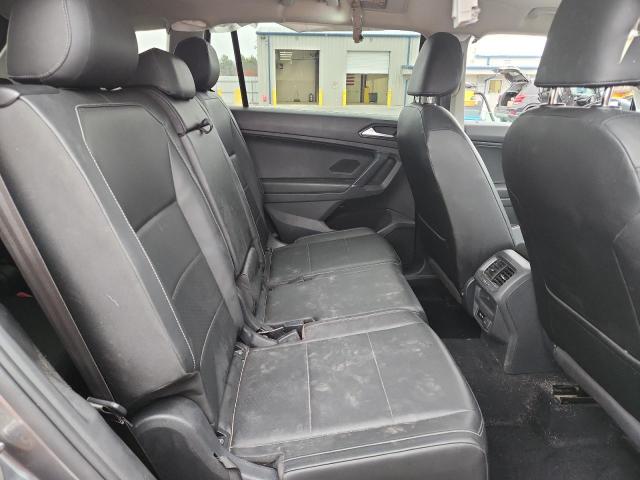 2018 VOLKSWAGEN TIGUAN SE - 3VV2B7AX8JM097357