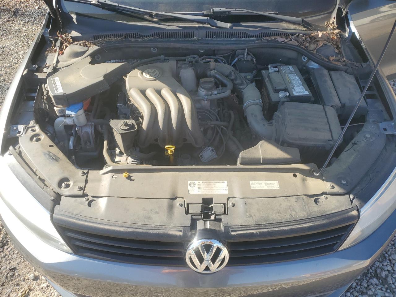 VOLKSWAGEN JETTA BASE