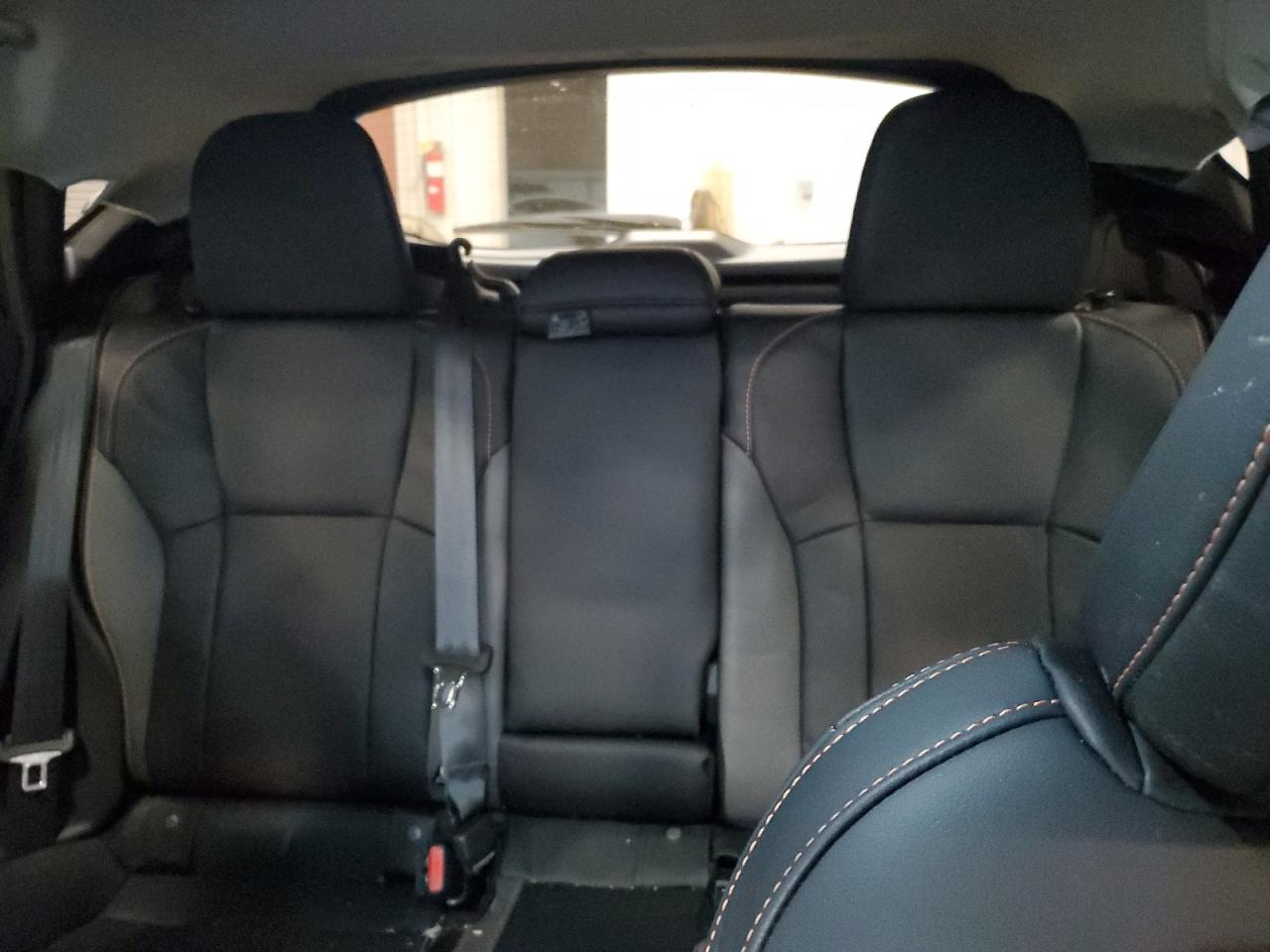 SUBARU CROSSTREK LIMITED