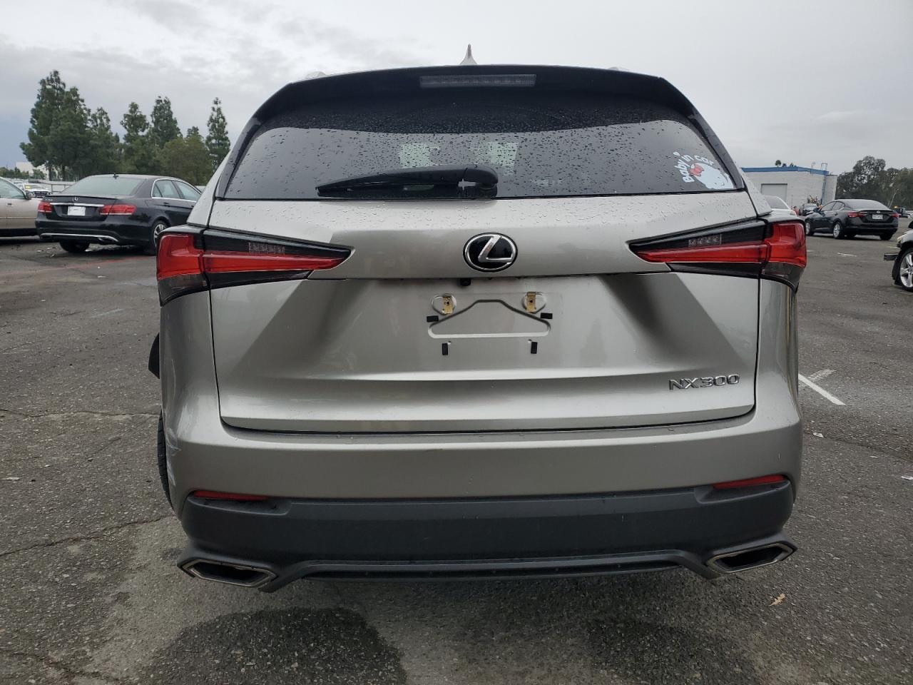 LEXUS NX 300 BASE