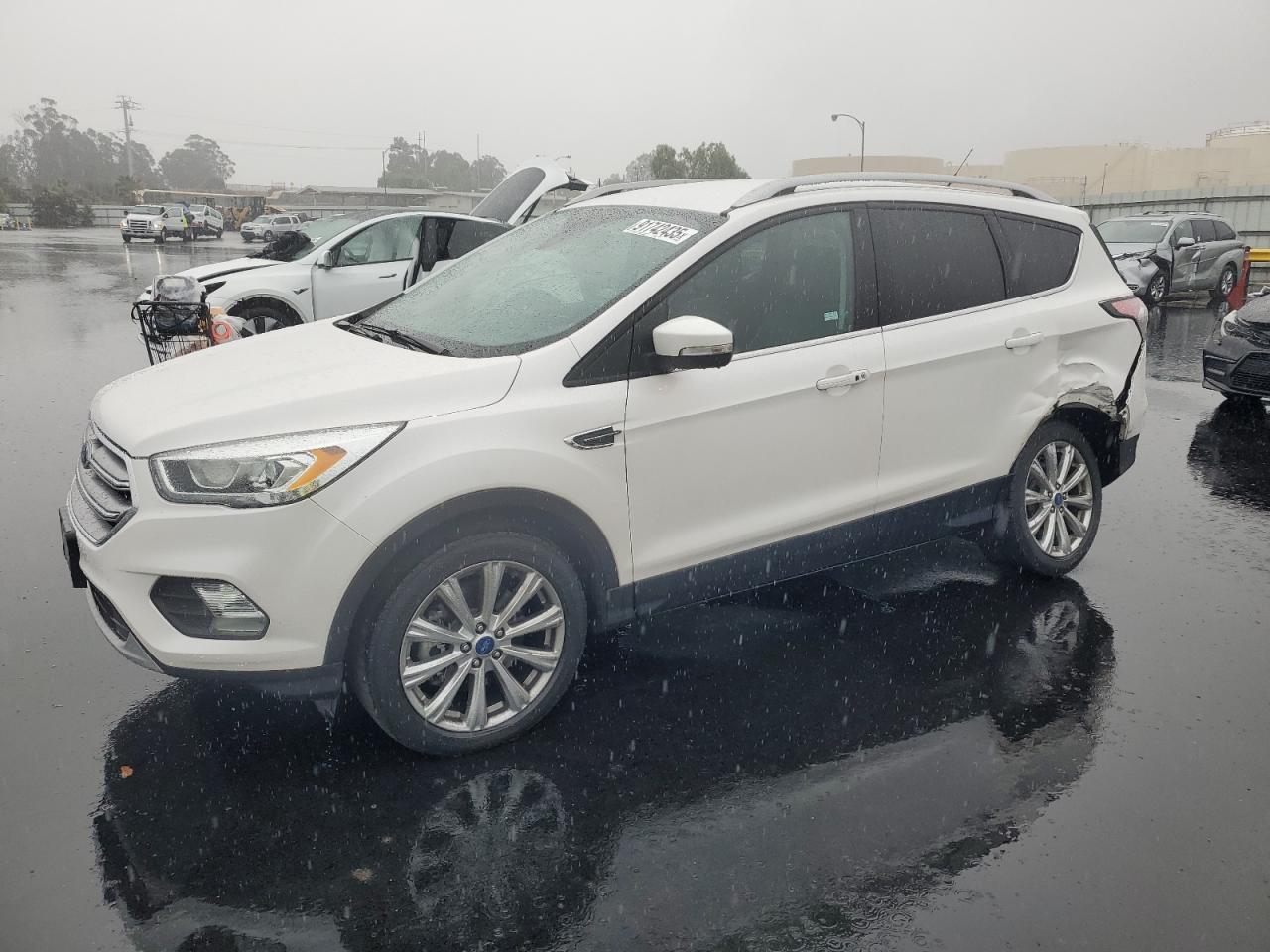 FORD ESCAPE TITANIUM