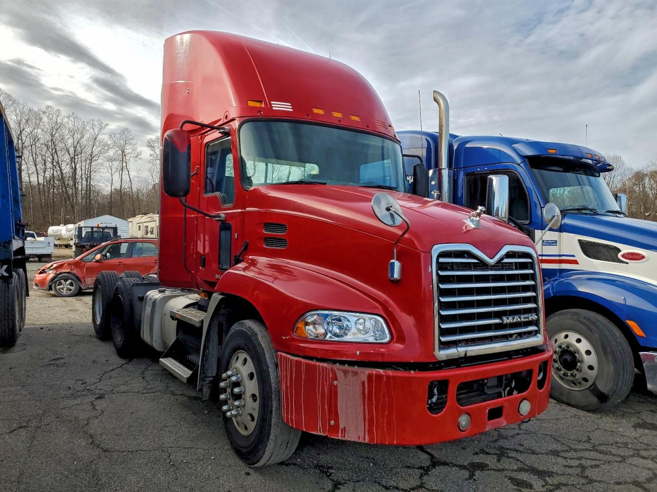 Lot #3296892818 2017 MACK 600 CXU600