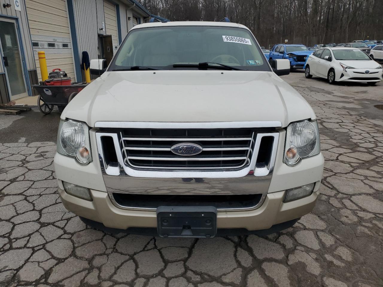 FORD EXPLORER EDDIE BAUER