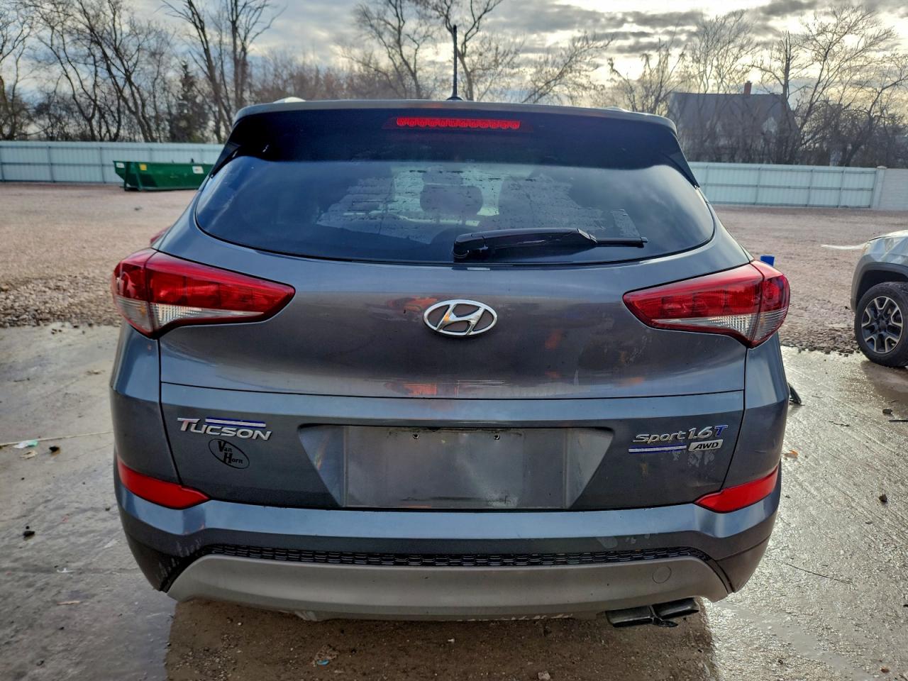 Lot #3302923133 2017 HYUNDAI TUCSON LIM