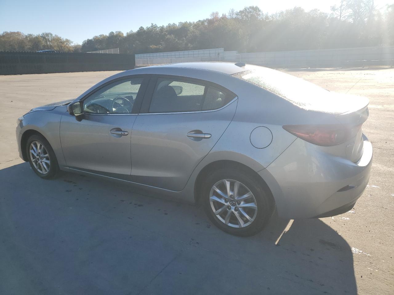 MAZDA 3 TOURING