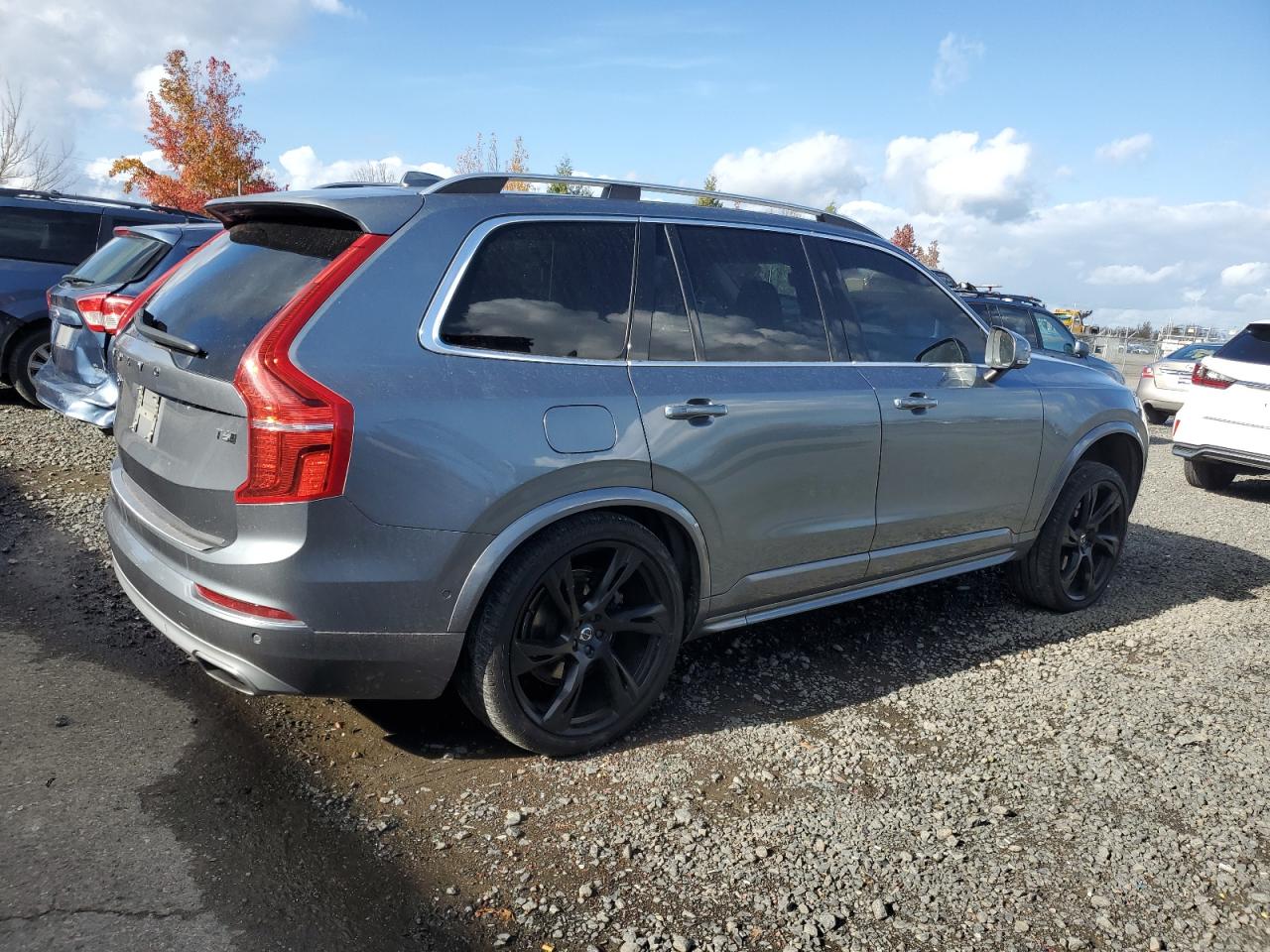 VOLVO XC90 T6 MOMENTUM