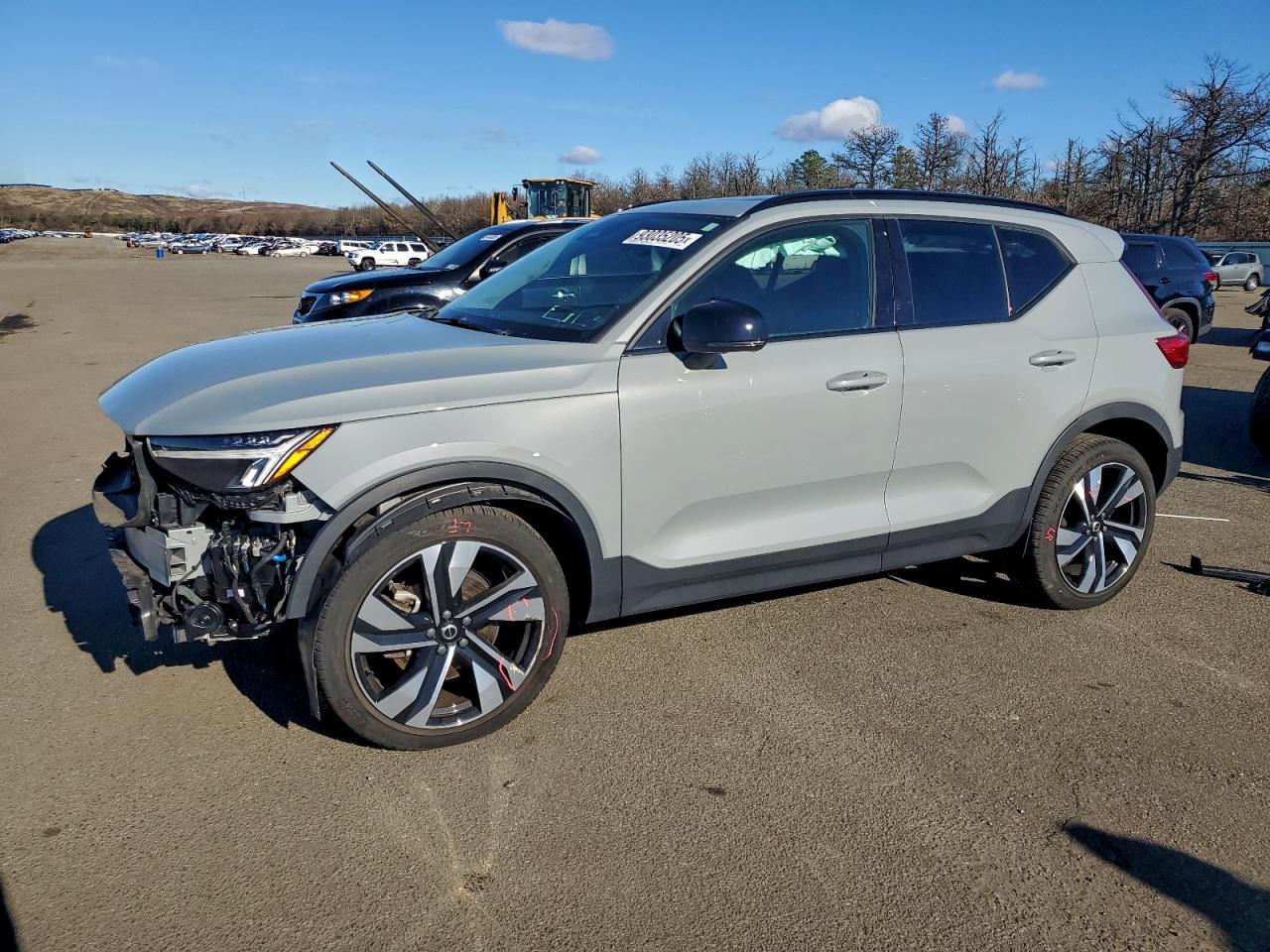 Lot #3315888121 2024 VOLVO XC40 PLUS