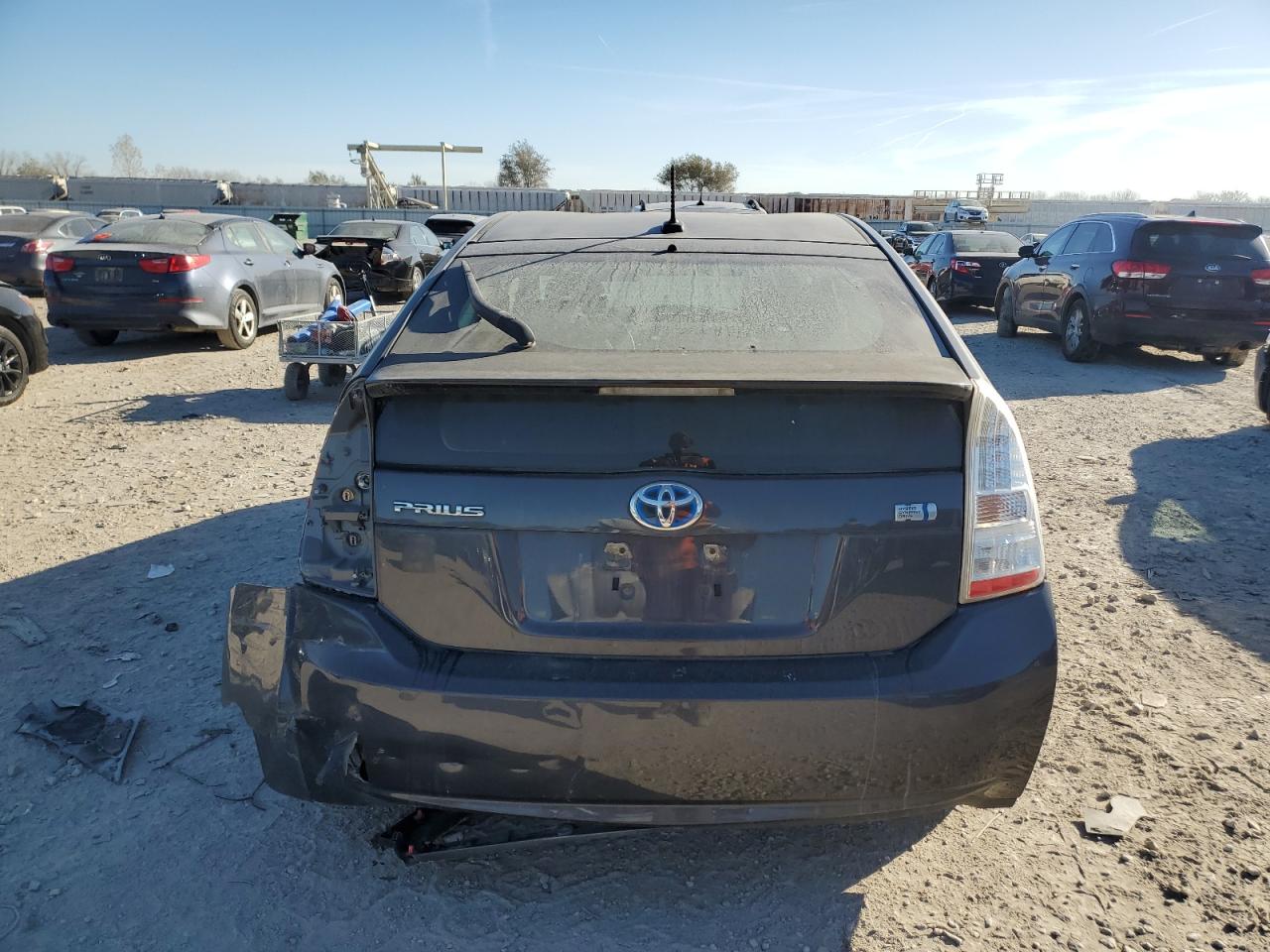 TOYOTA PRIUS