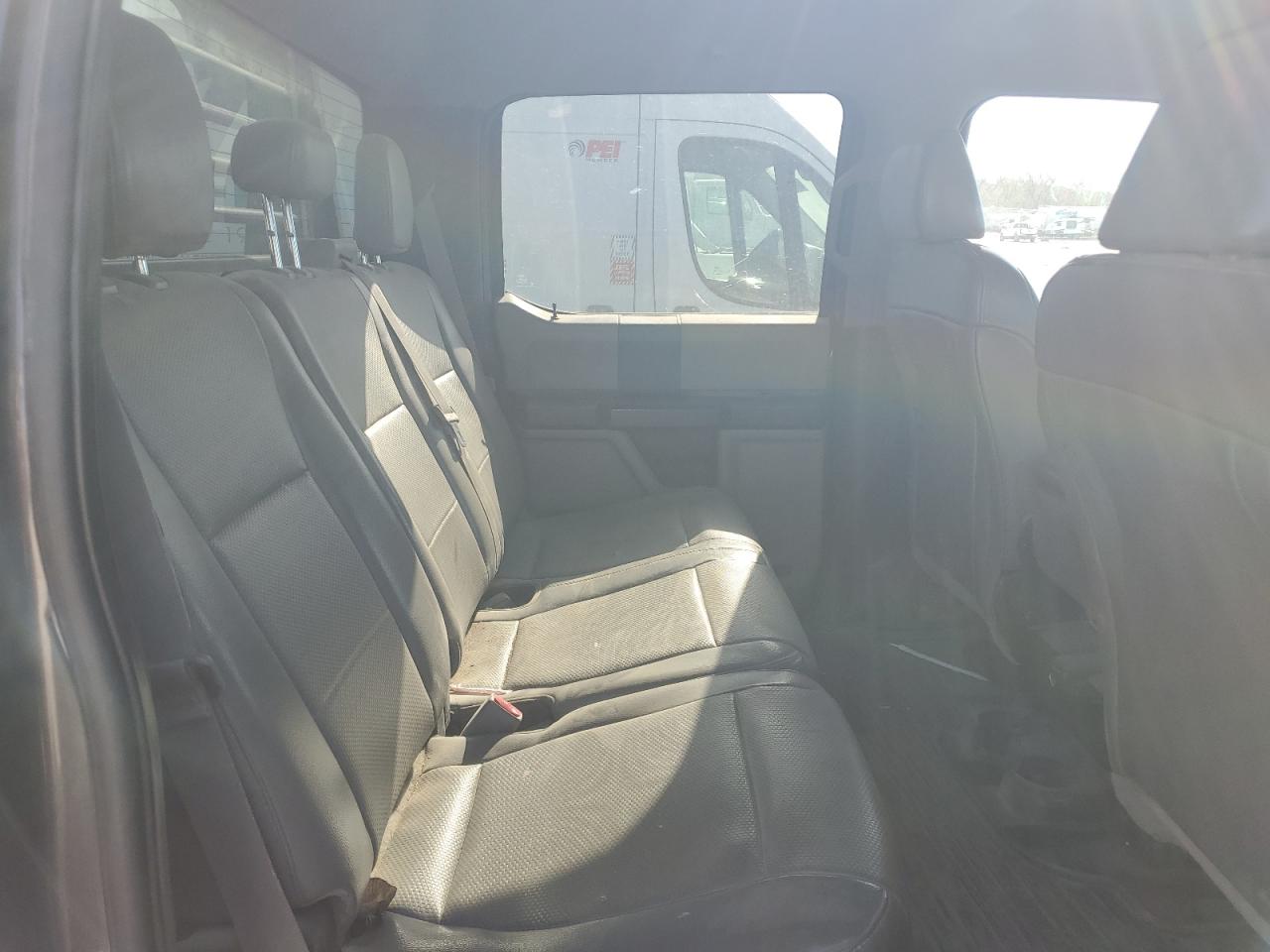 FORD F-350 SUPER DUTY