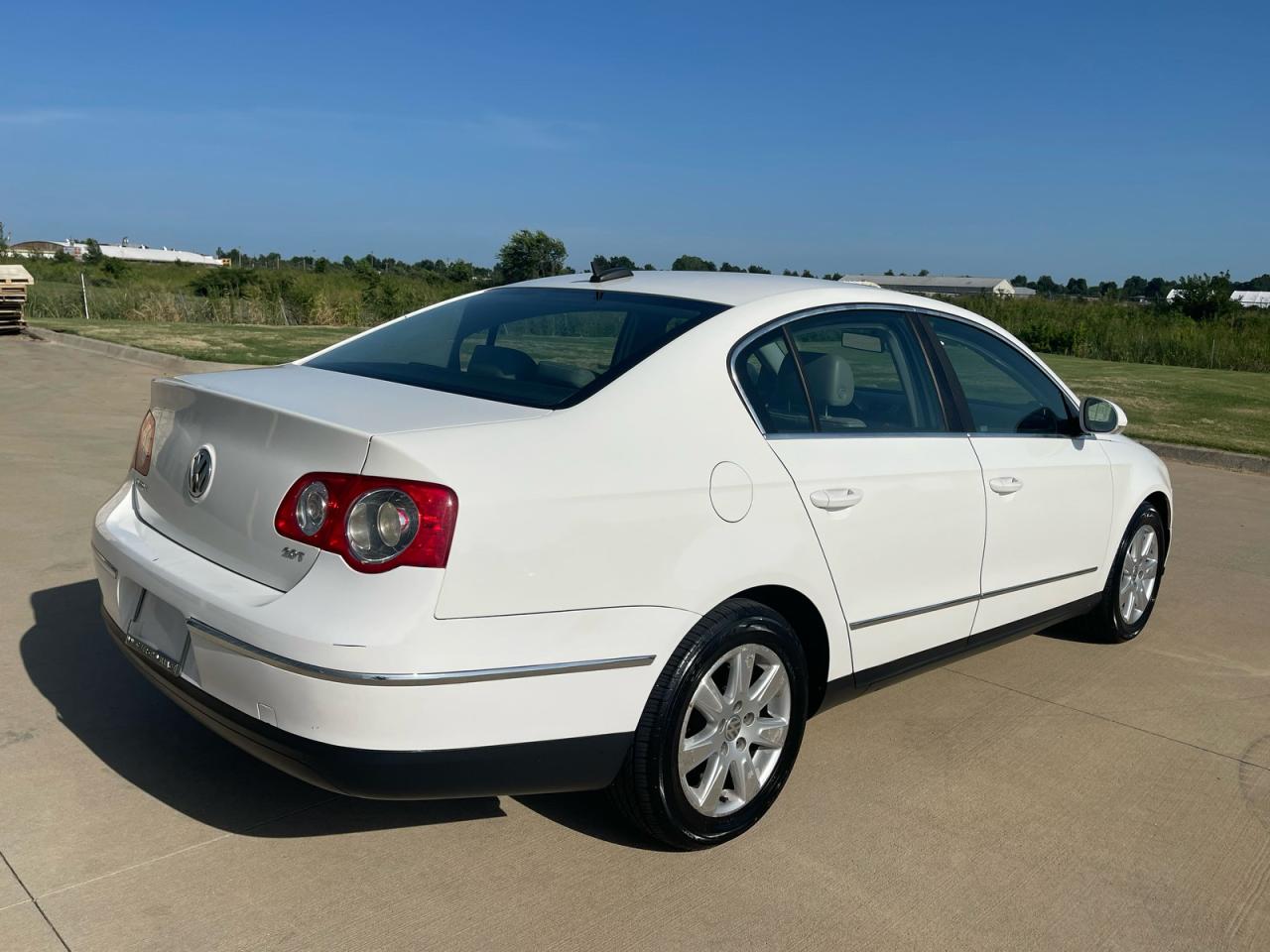Lot #3280276964 2006 VOLKSWAGEN PASSAT 2.0
