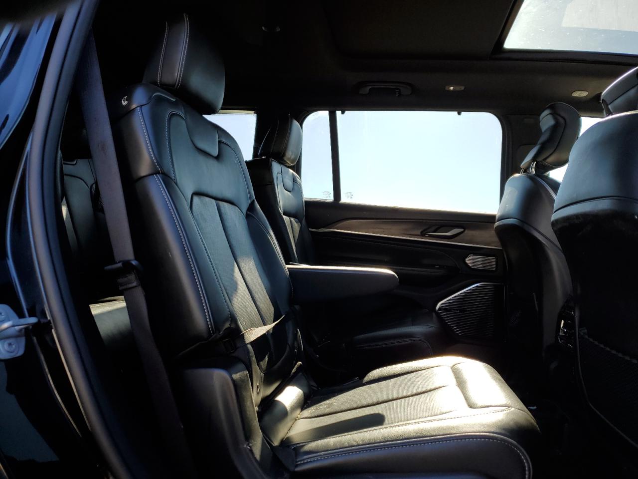 JEEP GRAND CHEROKEE L OVERLAND