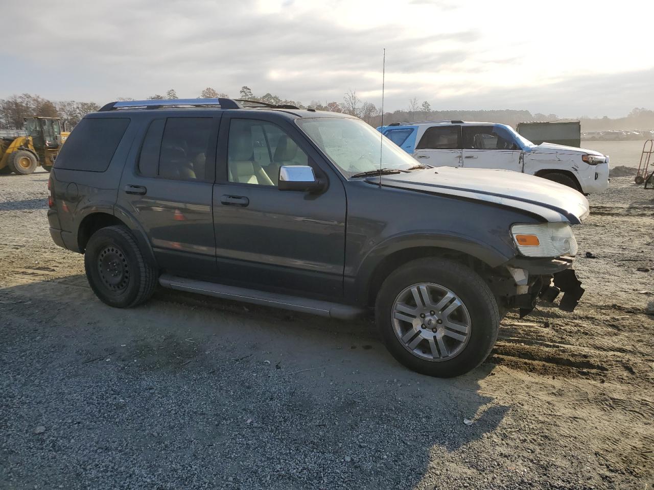 FORD EXPLORER LIMITED