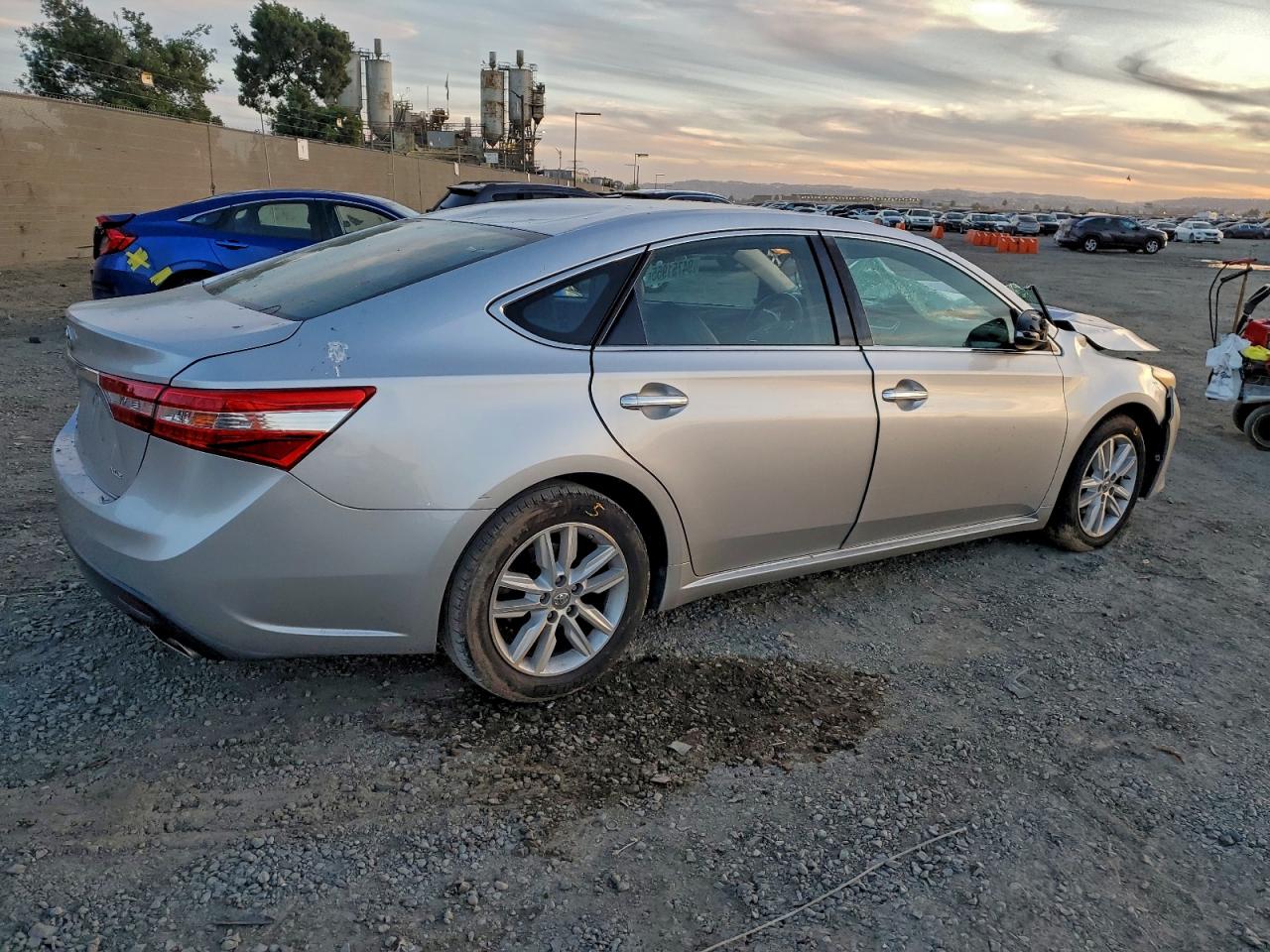 TOYOTA AVALON BASE