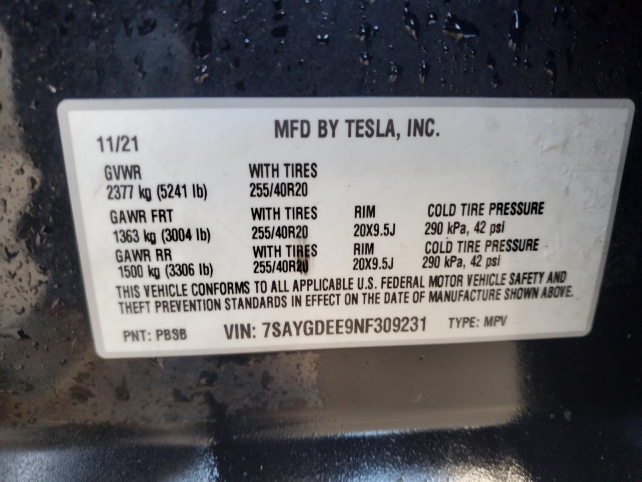 TESLA MODEL Y