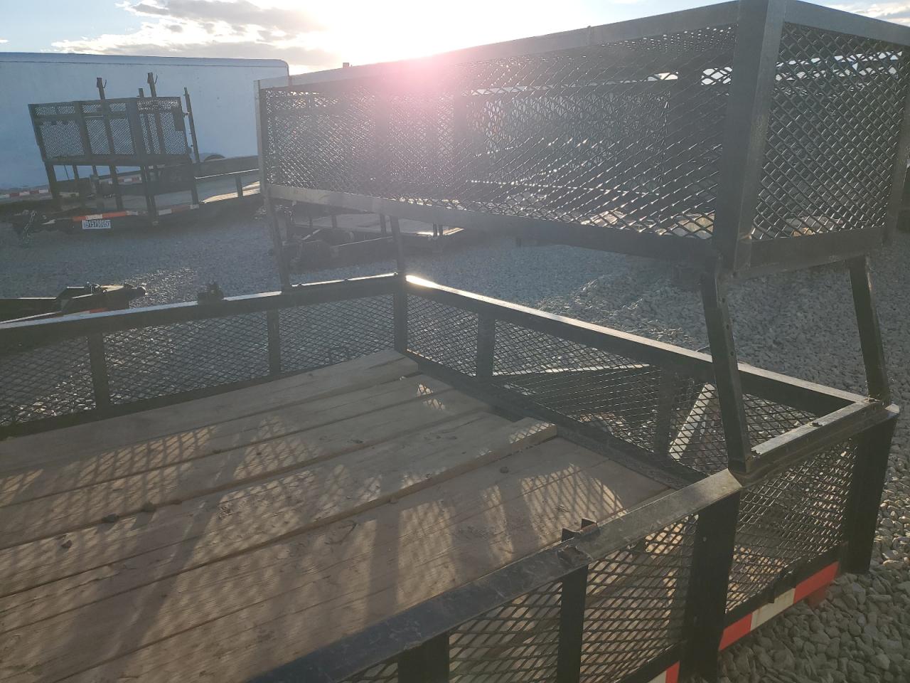 Lot #3309228624 2000 J&C UNKNOWN