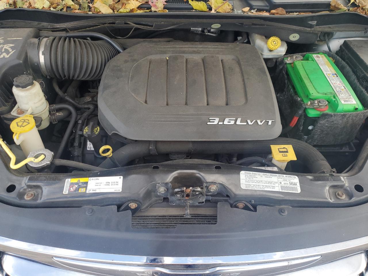 CHRYSLER TOWN & COUNTRY TOURING L