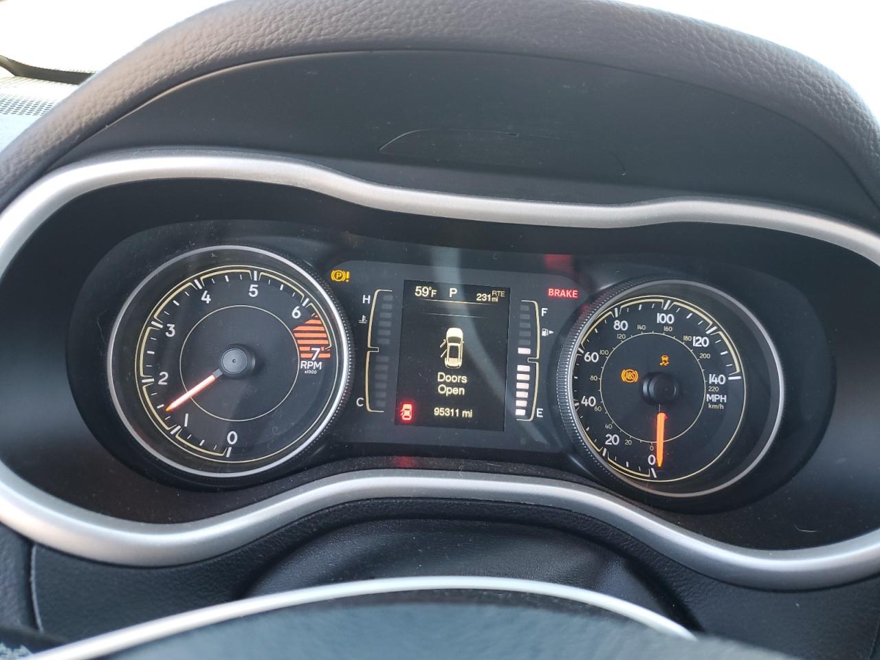 JEEP GRAND CHEROKEE LATITUDE PLUS