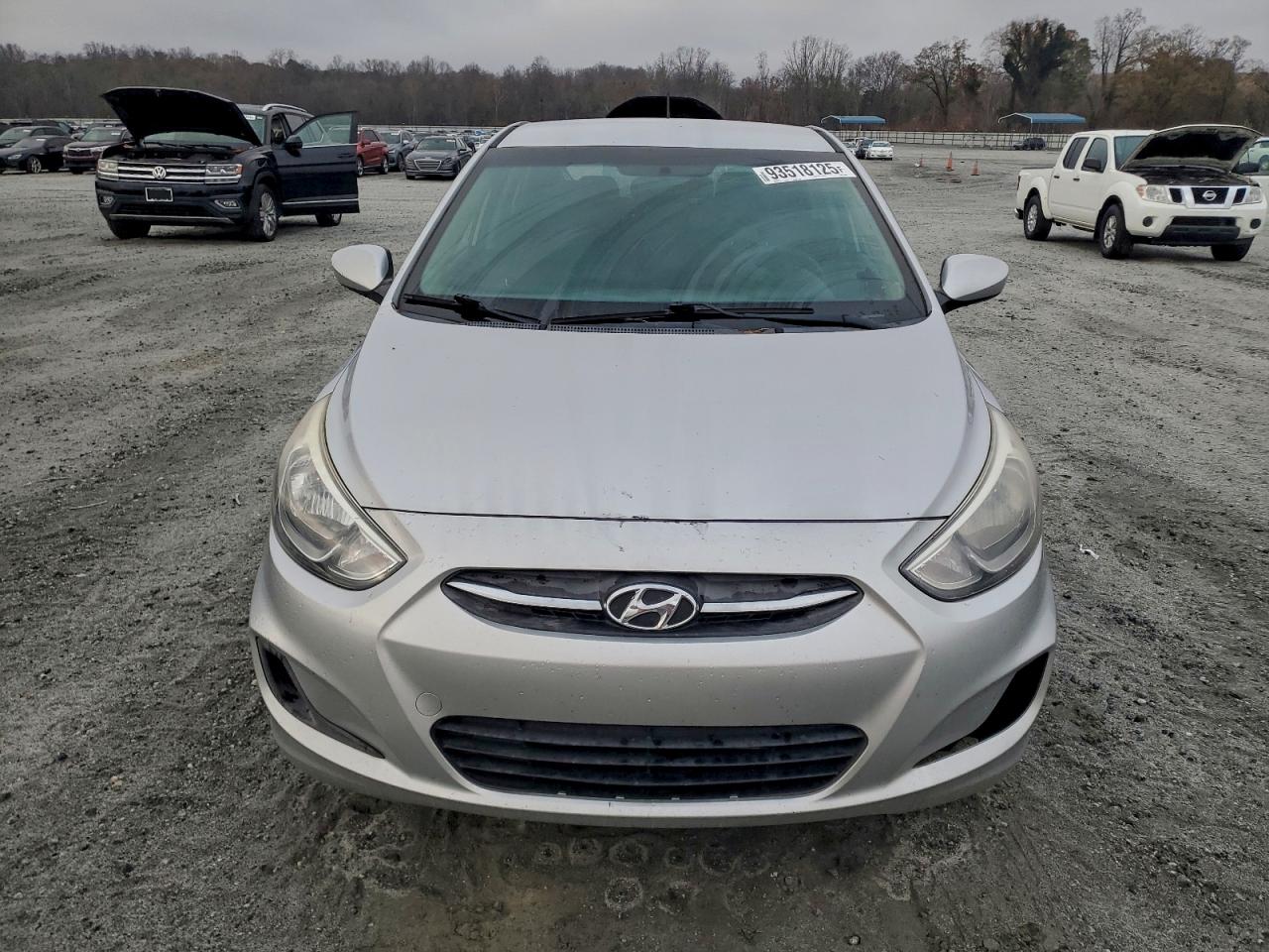 HYUNDAI ACCENT SE
