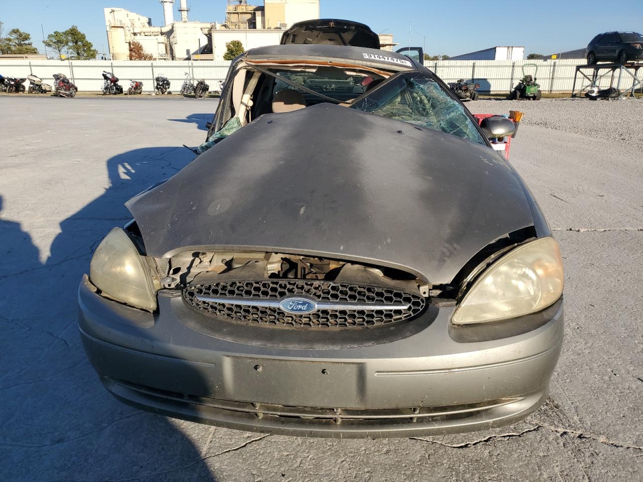 Lot #3301885461 2003 FORD TAURUS SE