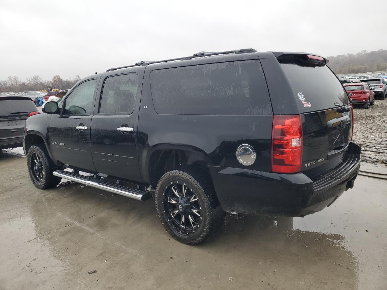 CHEVROLET SUBURBAN K2500 LT