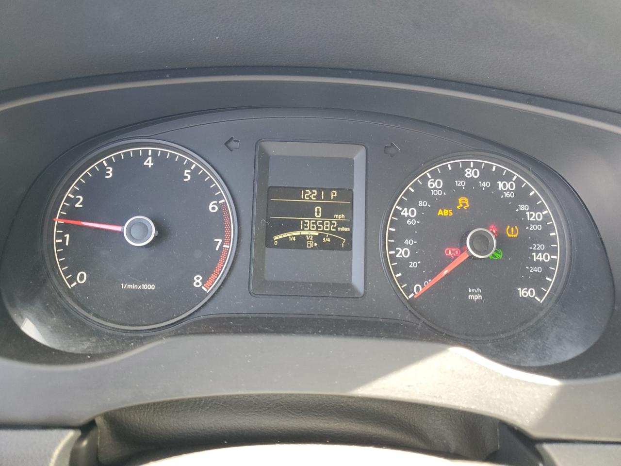 VOLKSWAGEN JETTA BASE