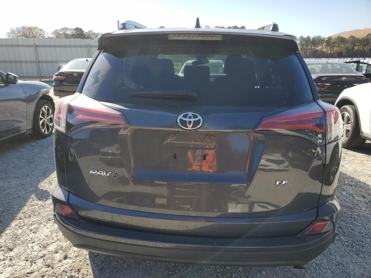 TOYOTA RAV4 LE