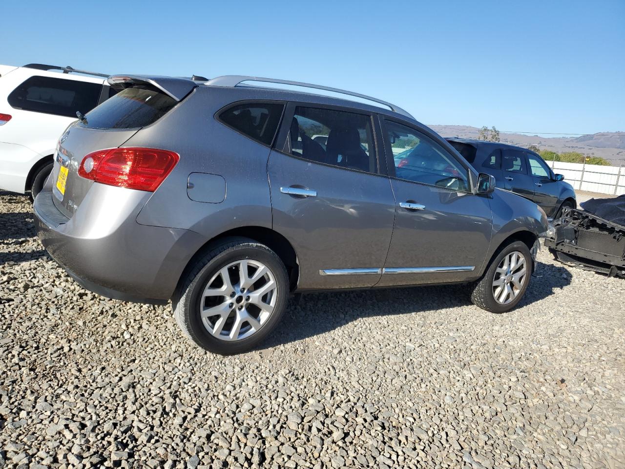 NISSAN ROGUE S