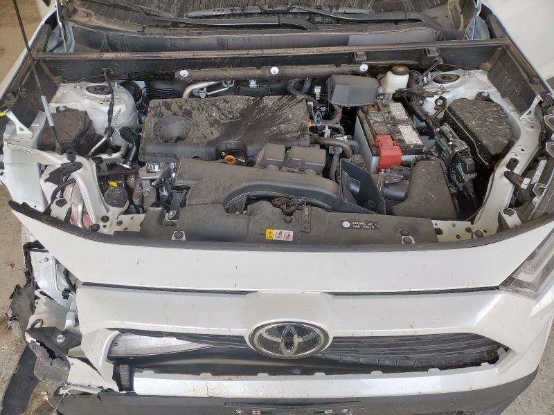 2025 TOYOTA RAV4 XLE P #3316089235