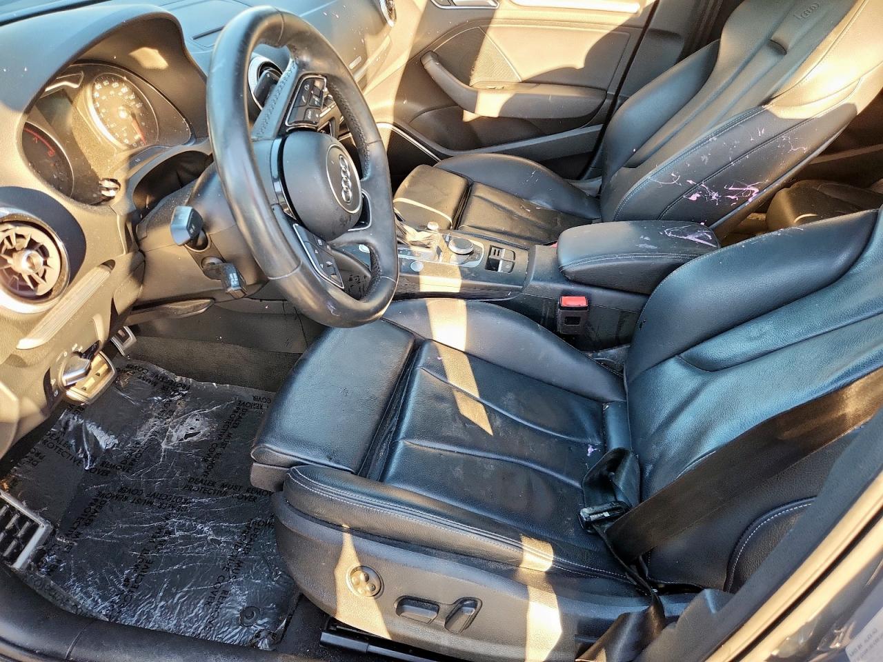 AUDI A3 PREMIUM PLUS