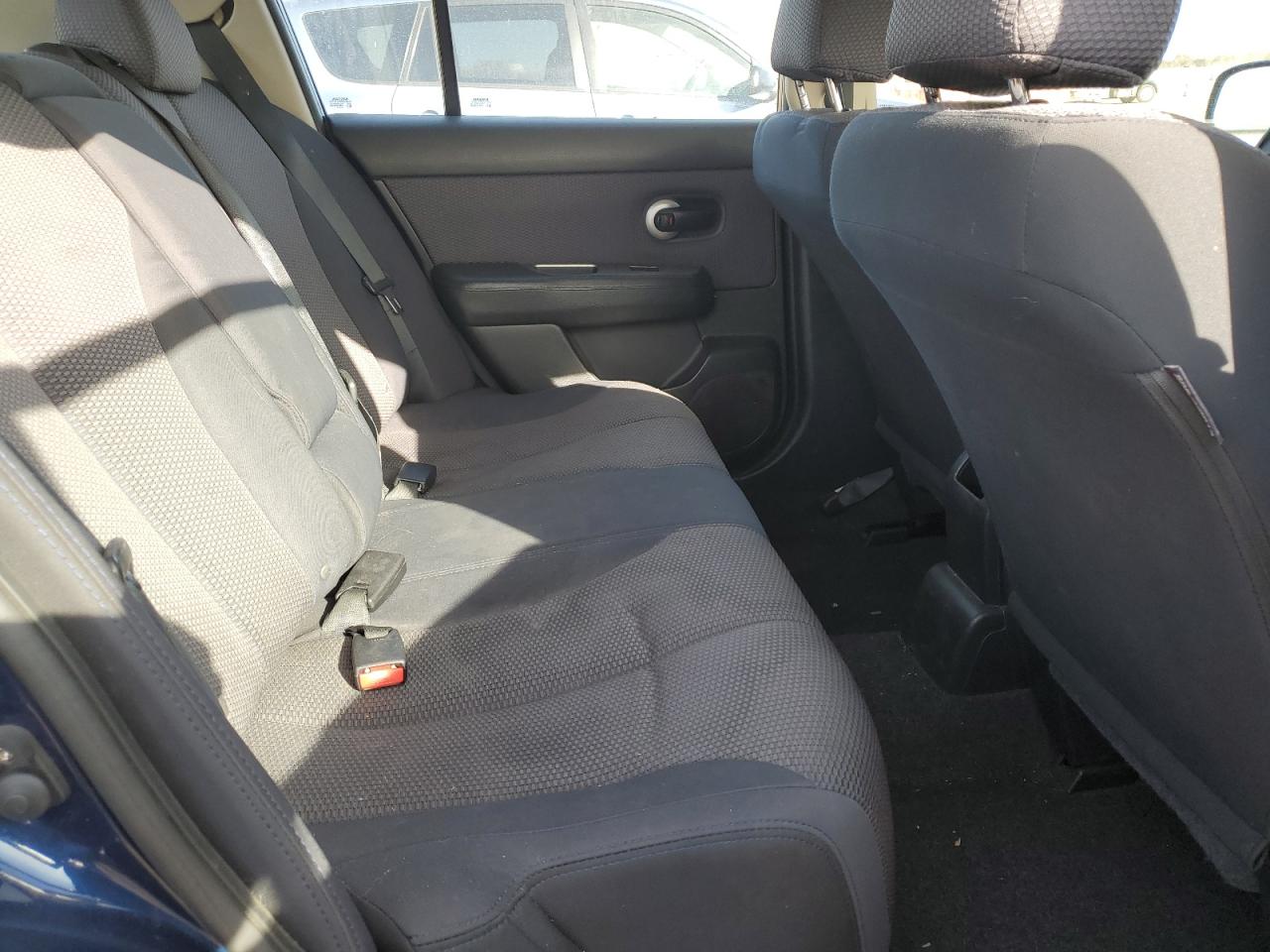 Lot #3296410667 2008 NISSAN VERSA S