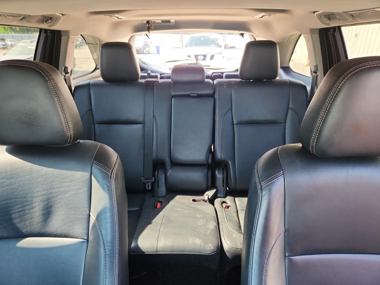 TOYOTA HIGHLANDER SE