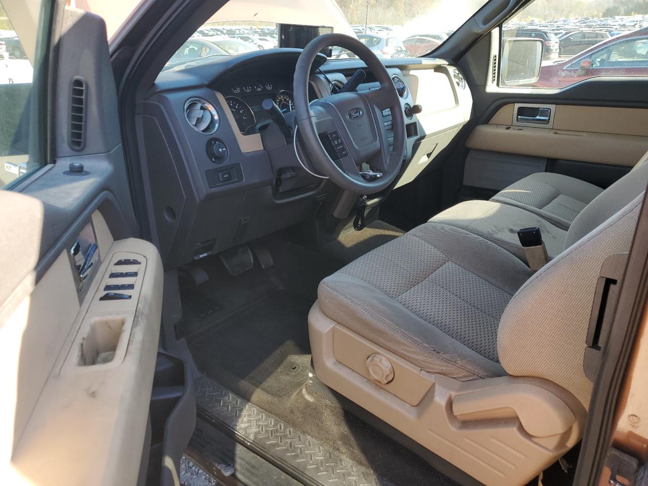 FORD F-150 SUPER CAB