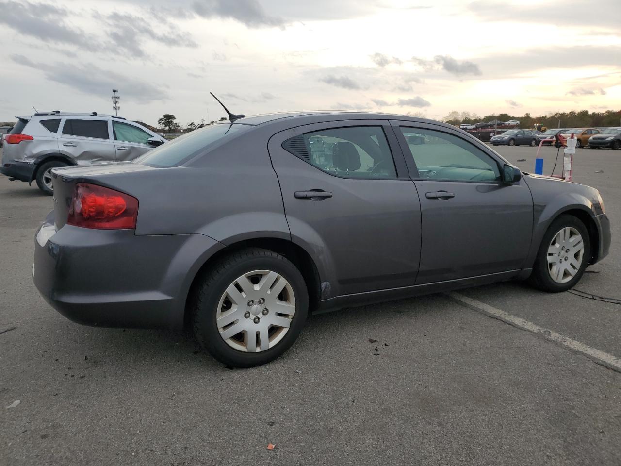 DODGE AVENGER SE