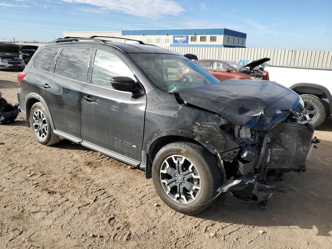 NISSAN PATHFINDER SV