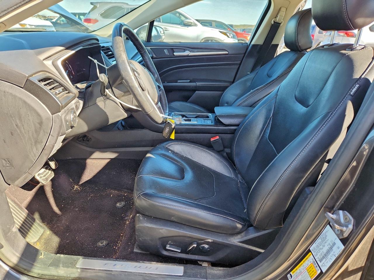 FORD FUSION TITANIUM PHEV