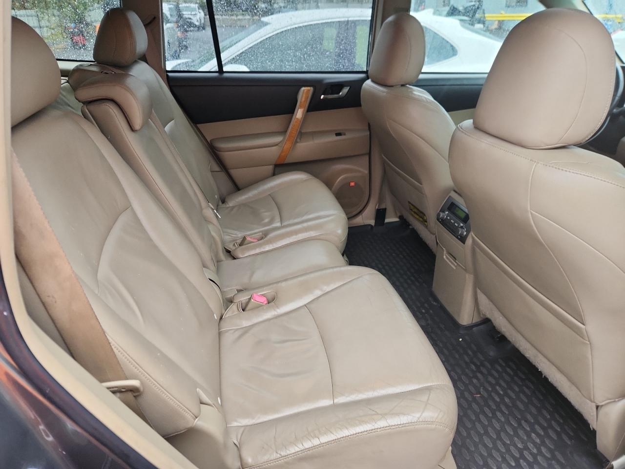 TOYOTA HIGHLANDER HYBRID LIMITED