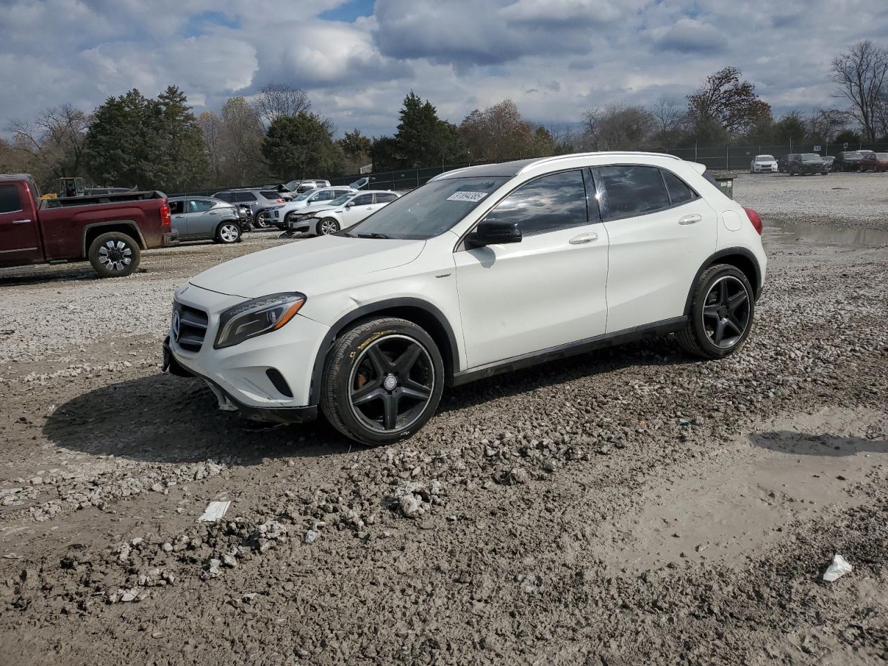MERCEDES-BENZ GLA-CLASS 250 4MATIC