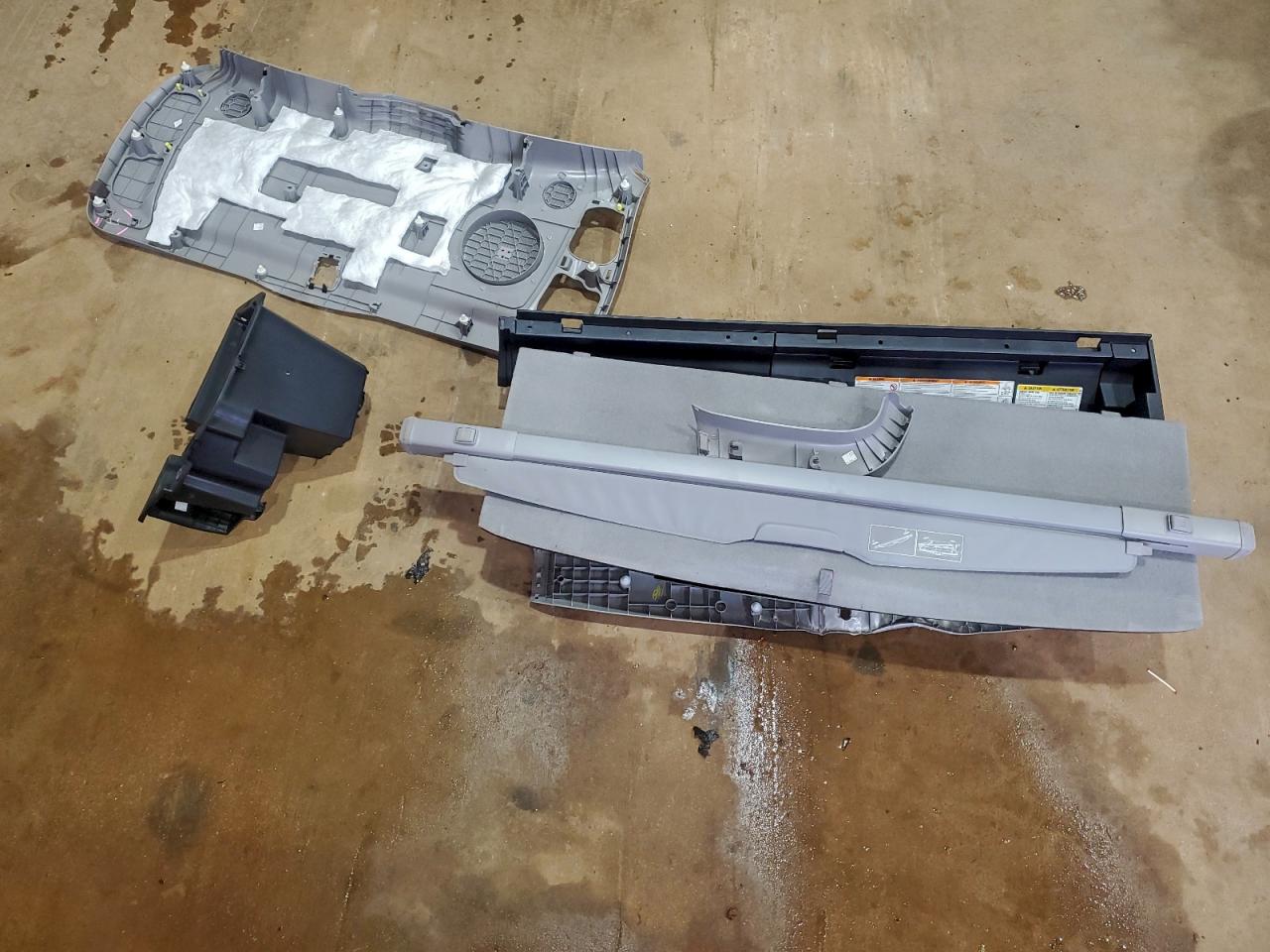 TOYOTA HIGHLANDER LIMITED