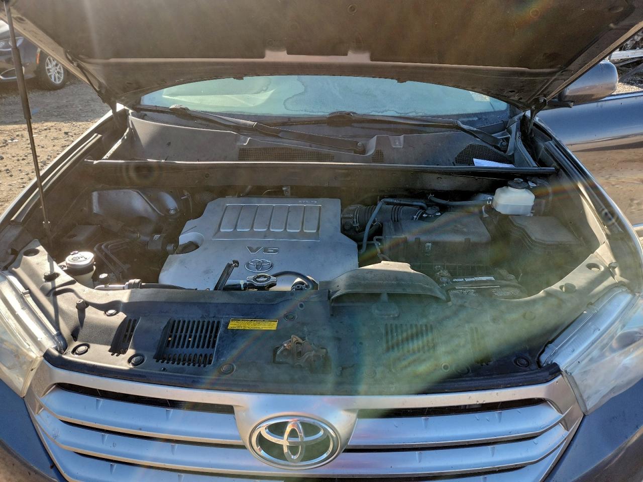 TOYOTA HIGHLANDER BASE