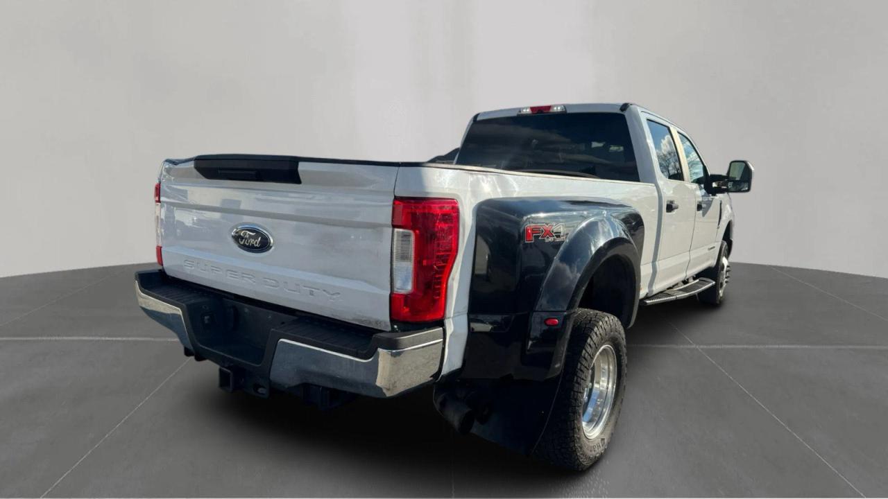 FORD F-350 SUPER DUTY