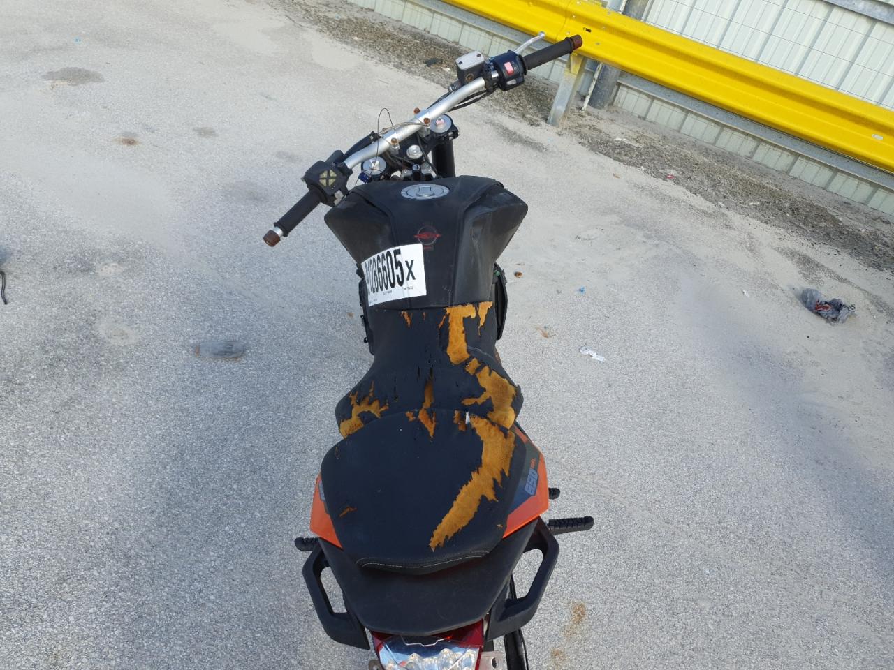 Lot #3279547260 2017 KTM 690 DUKE